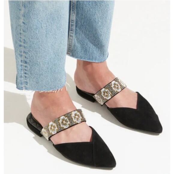 NWT Women's Birdies The Swan in Velvet Beaded Jet Cuff Aztec size 9 in Black - Picture 1 of 6